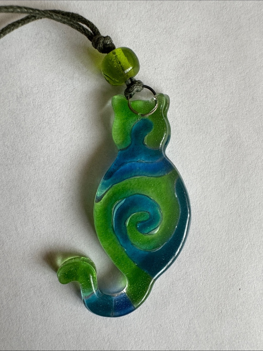 Handmade Green & Blue Glass Cat Pendant Necklace - Unbranded